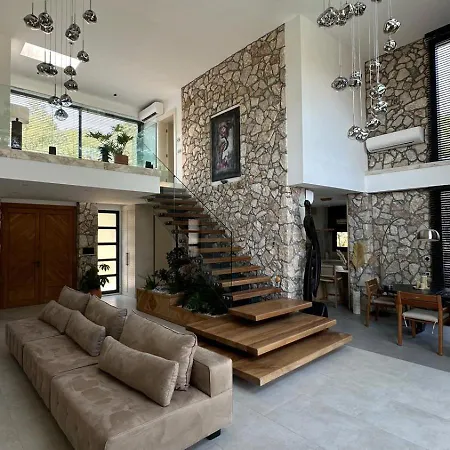 Amethyst Villa
