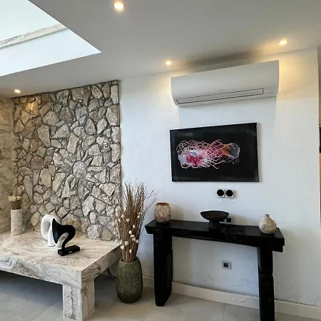 Villa Amethyst Eskiomerler