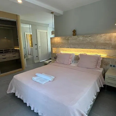 Villa Amethyst *
