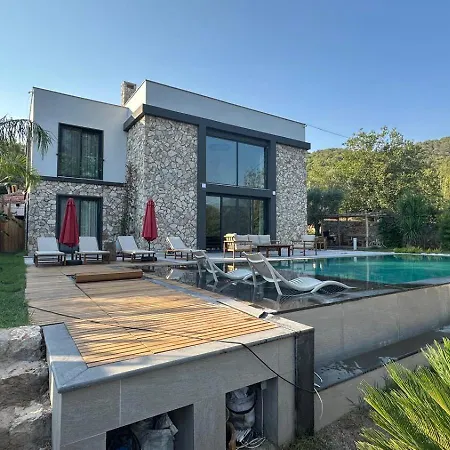 Villa Amethyst Eskiomerler